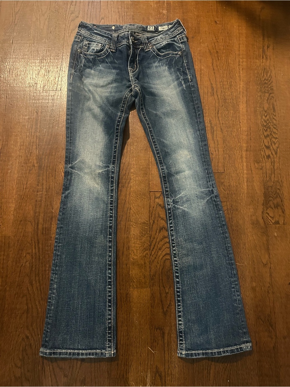 Miss Me Jeans Women’s Size 27 Bootcut Flare Embroidered Rhinestone 34” Inseam